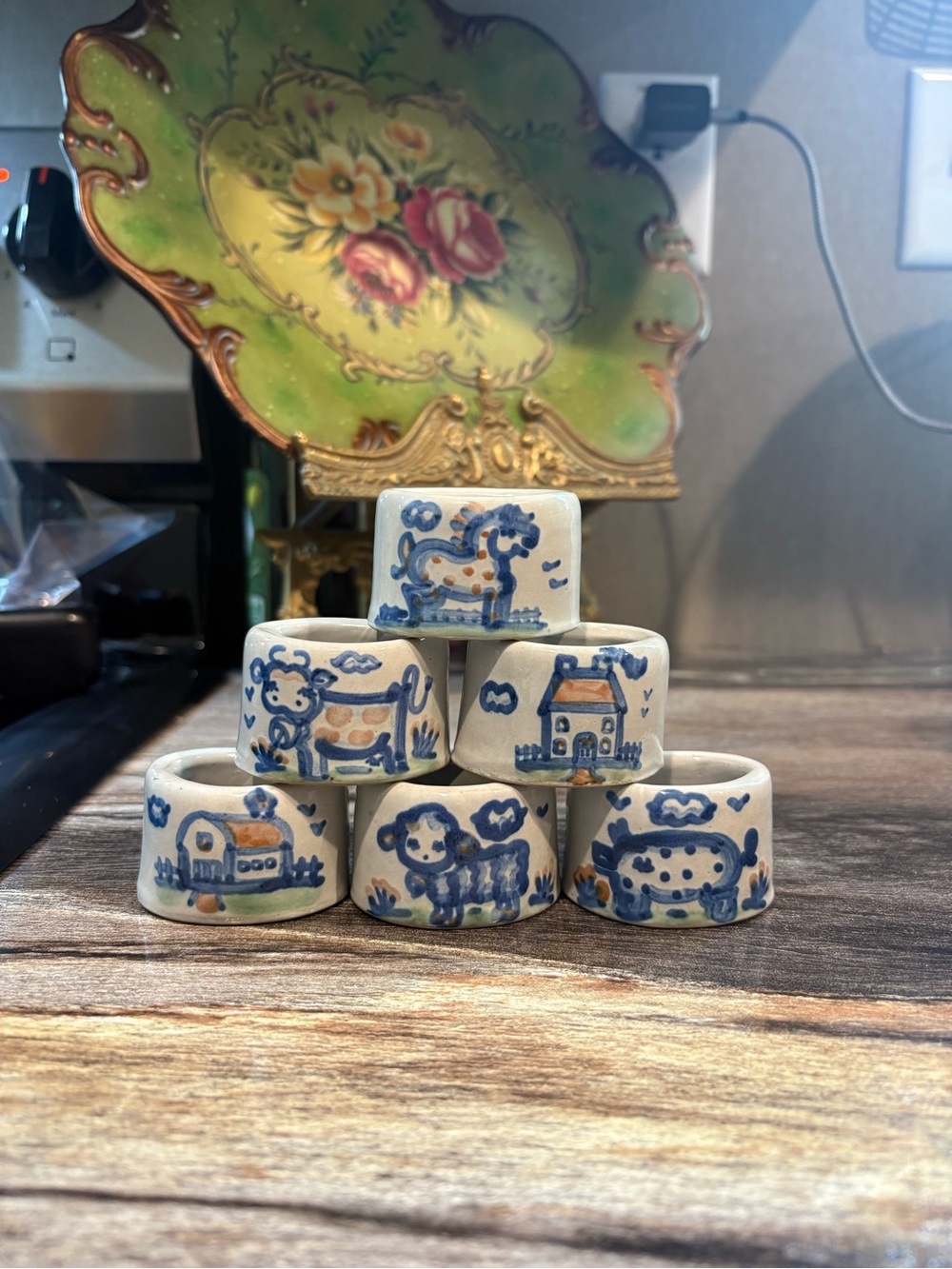 Set of 6 M.A.Hadley Pottery napkin rings